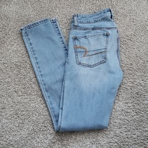 🦚Like New Light Wash AE Jeggings